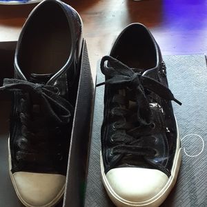 COLE HAAN SIGNATURE SPORTING SHOE